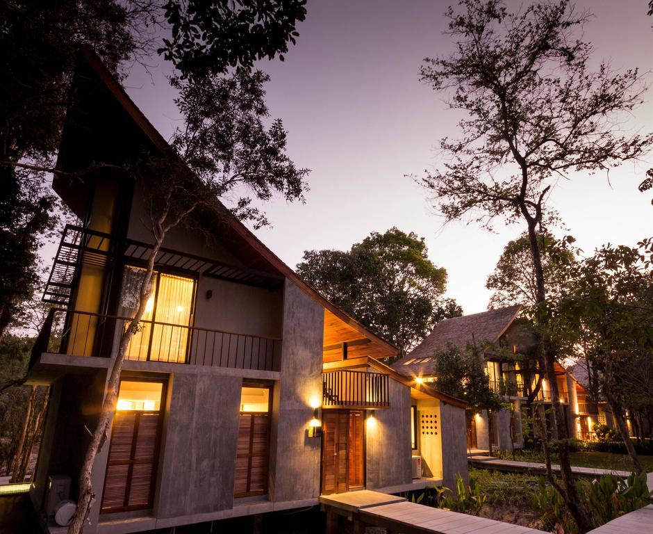 Villa Thalanena By The Beach Экстерьер фото