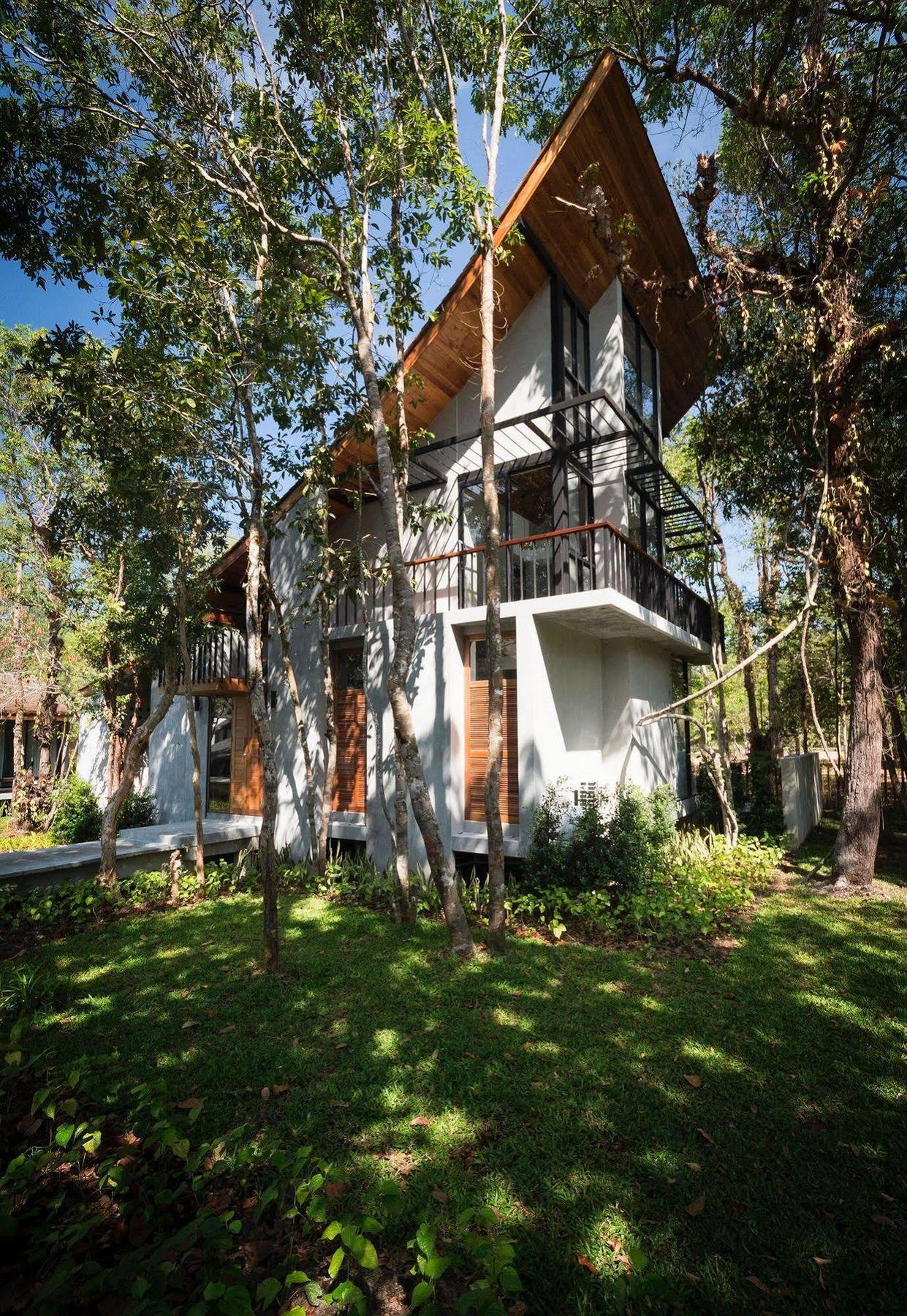 Villa Thalanena By The Beach Экстерьер фото